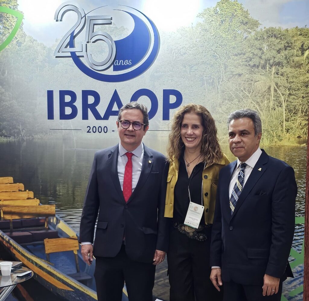 Ibraop atende parceiros e associados em stand no IX Congresso Internacional de Controle e Políticas Públicas