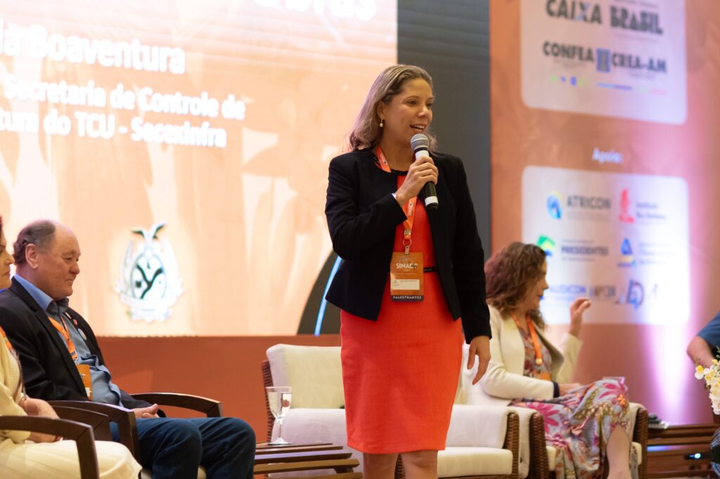 Palestra sobre o projeto “Força-Tarefa Cidadã-Obras” abriu os debates do sétimo e último painel do XXI SINAOP