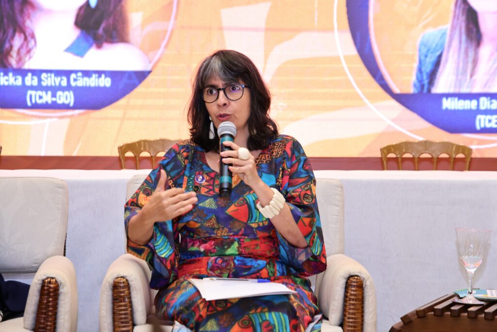 Conferência de Abertura do XXI SINAOP reuniu apenas mulheres e painel de debate sobre os desafios do Programa AdaptaCidades