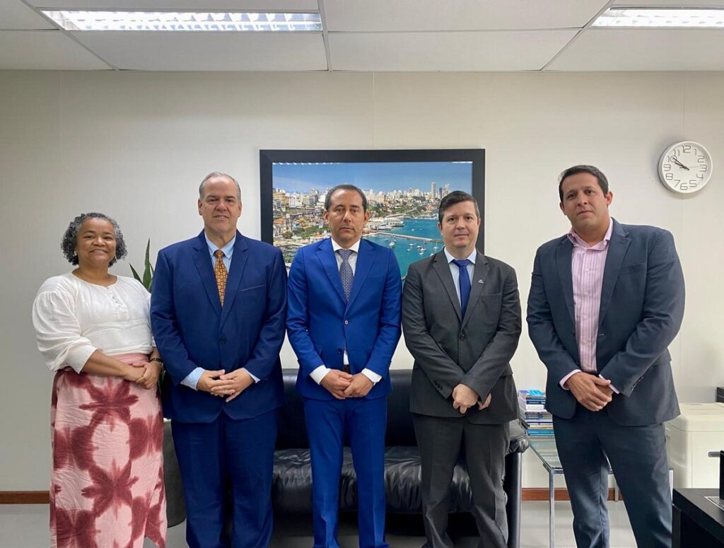 Tribunal de Contas dos Municípios da Bahia recebe o Ibraop em visita técnica