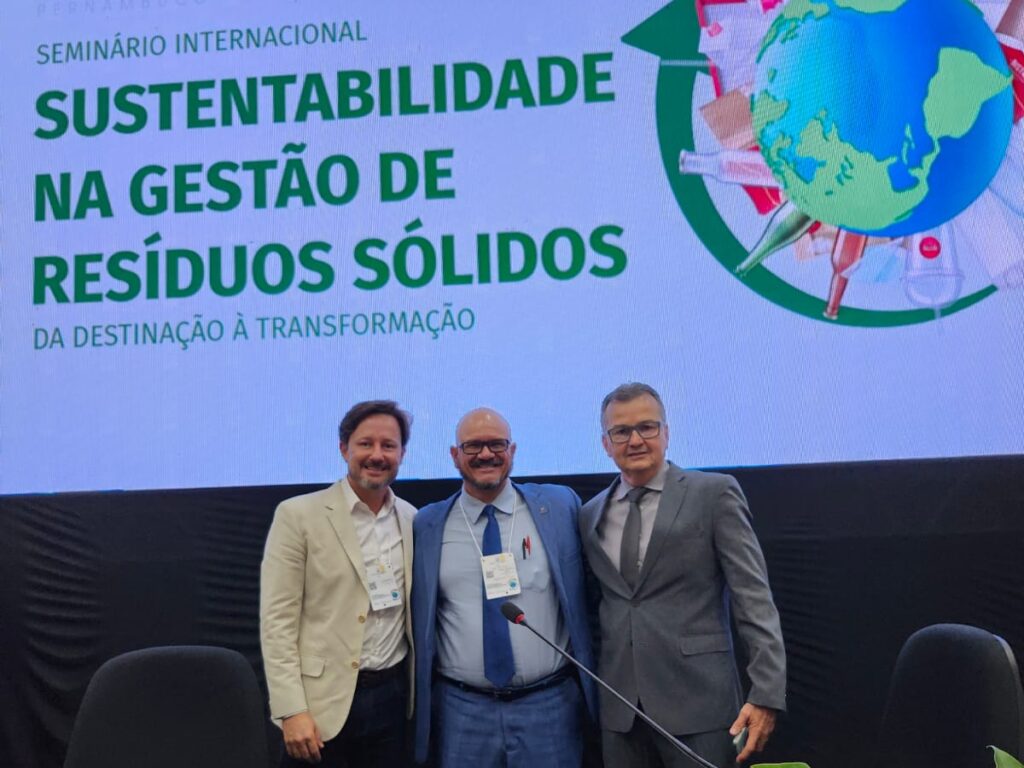 Diretores do Ibraop participaram do Seminário Internacional de Sustentabilidade na Gestão de Resíduos Sólidos, em Recife (PE)